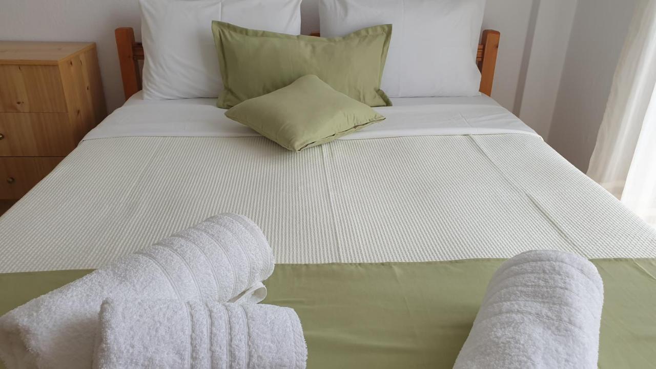 Katerina Rodon Apartments ネア・ローダ エクステリア 写真