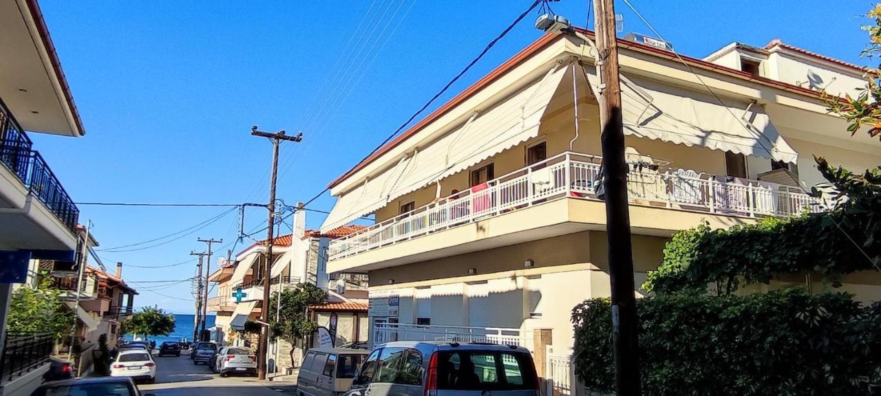 Katerina Rodon Apartments ネア・ローダ エクステリア 写真
